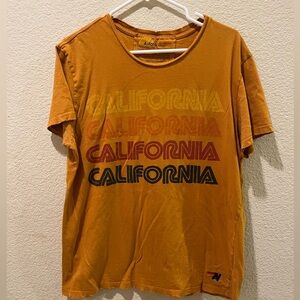 Large Aviator Nation CALIFORNIA shirt used